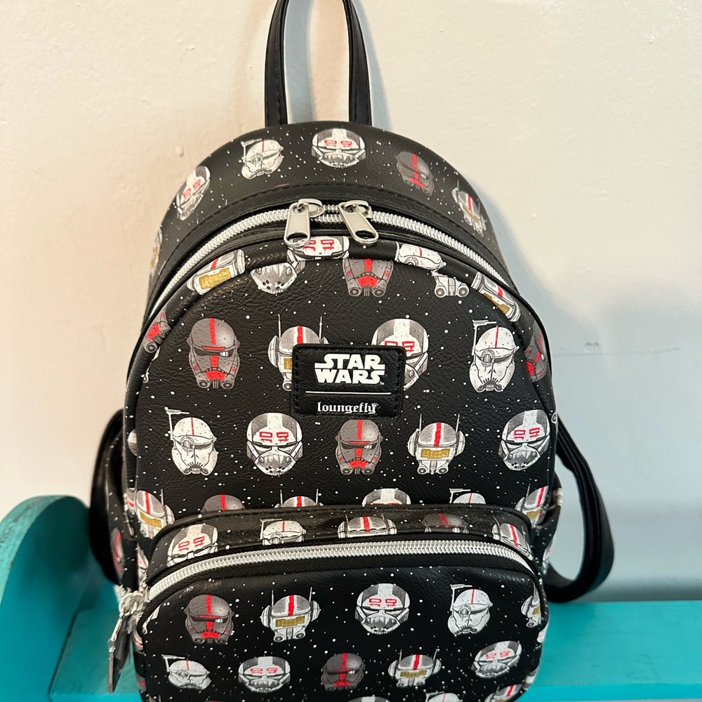 Disney Star Wars Lounge Fly NWT